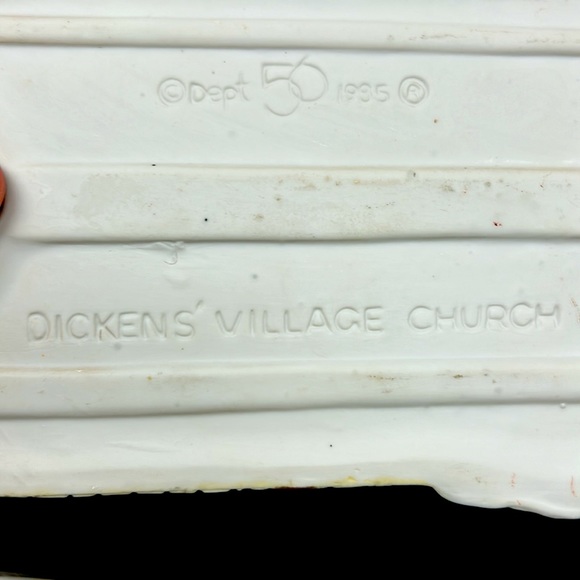 Vintage Dept 56  1985 ceramic  light up DICKENS VILLAGE CHURCH - Picture 13 of 15